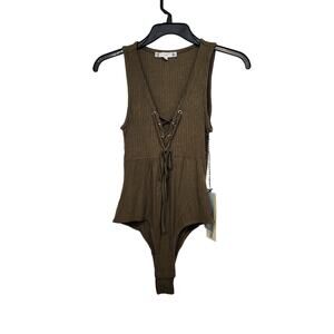 NWT IRIS Los Angeles Dark Olive V-Neck Laced Sleeveless Bodysuit Women L